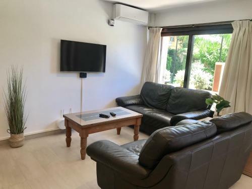 Apartamento Beachside 2bed/2bath With Large Patio And Pool