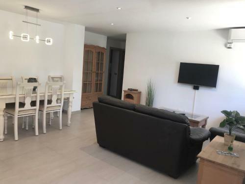 Apartamento Beachside 2bed/2bath With Large Patio And Pool