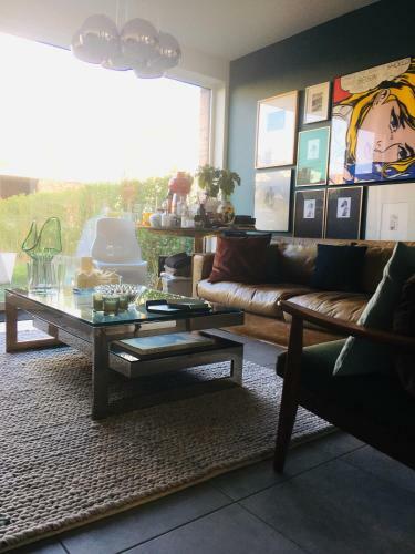 Oever51 Stunning 2-bed House In Aalst
