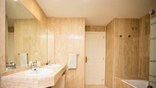 Ample Luxury Apart. Fancy Marbella