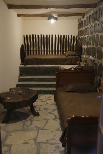 Hostal Yeganyans Guest House And Wine Yard