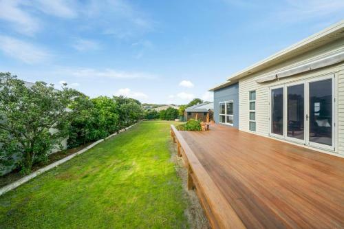 Sand Dune Serenity - Himatangi Beach Holiday Home