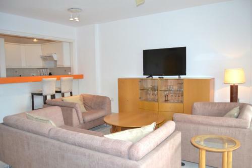 Apartamento Puerto Ban�s Plaza Views - Rdr121