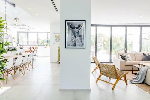 Vlg-modern 5 Bedroom Villa Close To Beach