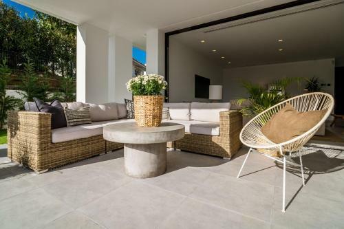 Vlg-modern 5 Bedroom Villa Close To Beach