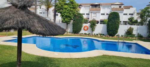 Urb. Los Naranjos de Marbella, Manzana 3,