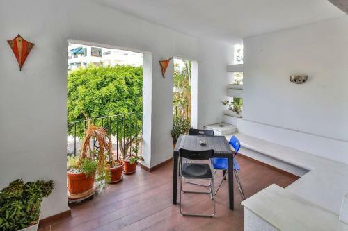 Puerto Banus 2 Bedrooms Apartment P2