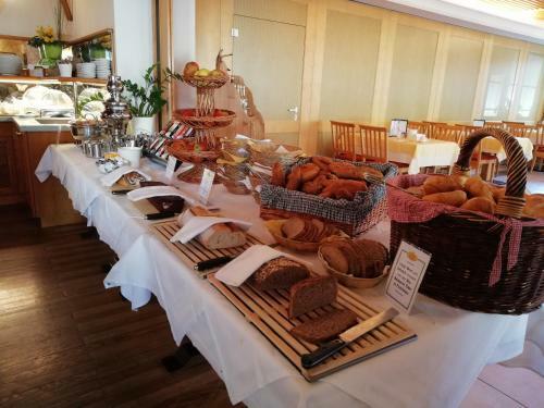 Ebner's Wohlf�hlhotel Gasthof Hintersee