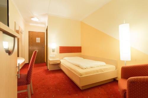 Hotel Restaurant B�ck "roter Hahn"