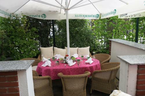 Hotel Restaurant B�ck "roter Hahn"