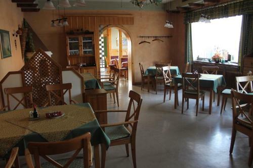 Posada Gasthof Zum Flughafen