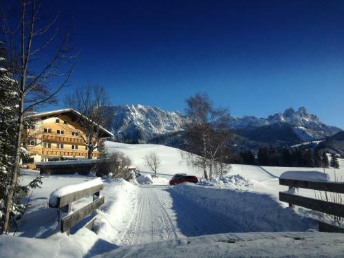 Hostal Sonnleiten - Guggerhof - Villa Sonnenwies