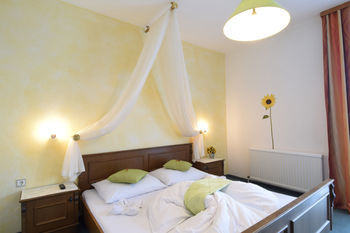 Hostal Wohlf�hlpension Illmitzerhof