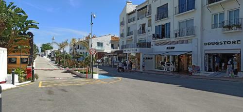 Apartamento Puerto Banus Second Line Beach With Private Parking And Pool