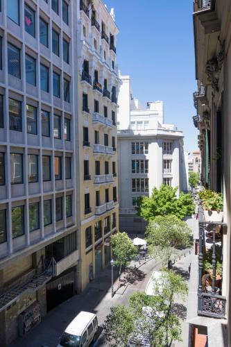 Apartamentos Day Madrid Centro Gran Via Puerta Del Sol