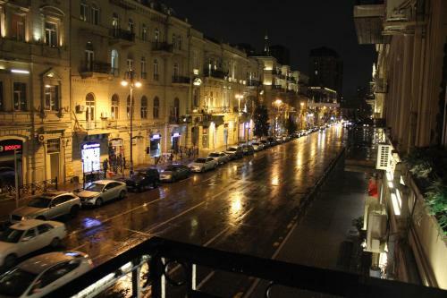 Central Baku New Apartment
