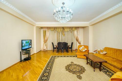 Apartment By Naz In New Bulding