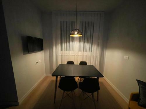 Phi Apartments 1 Min From The Beach - Brand New