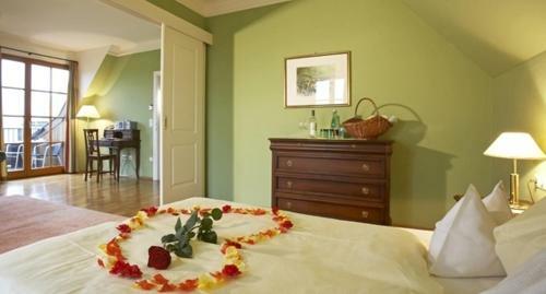 Sattlerhof Genie�erhotel & Weingut