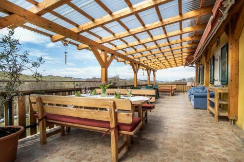 Bed & Breakfast Birkenstub�n - Wirtshaus Am Eckberg