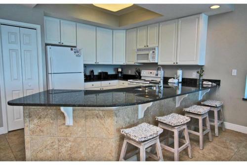 San Carlos 1201 By Bender Vacation Rentals