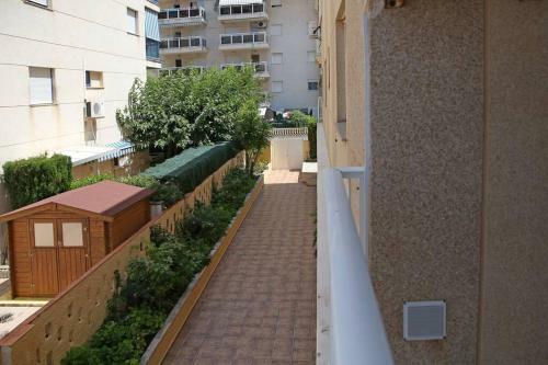Apartamento Con Piscina En Playa Miramar