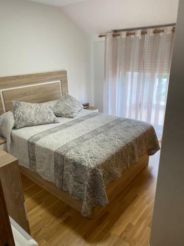 Apartamento �tico En Moa�a- A Xunqueira