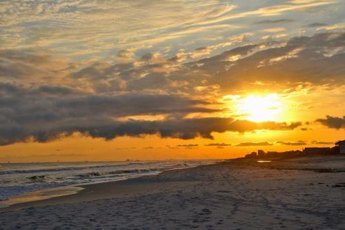 The Sand & Surf Beach House A & B