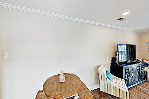 The Sand & Surf Beach House A & B