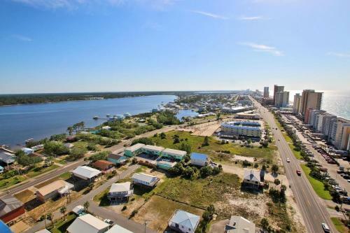 Crystal Tower 1101 By Youngs Suncoast