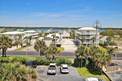 Seacrest 401 By Youngs Suncoast
