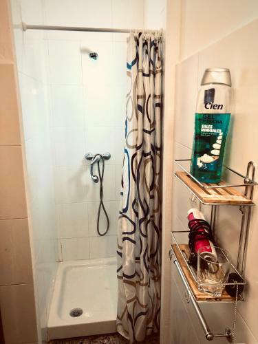 Acogedora Casita Junto Al R�o Cabe!