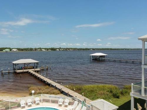 On Golden Pond 8a West By Youngs Suncoast