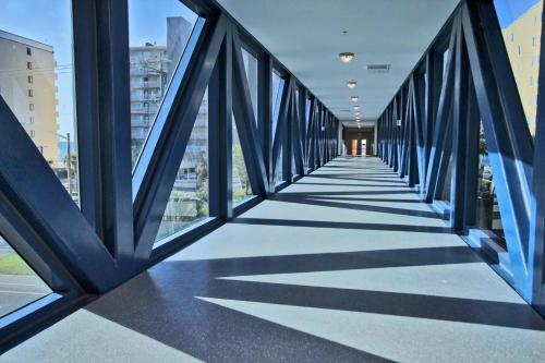 Crystal Tower 1102 By Youngs Suncoast
