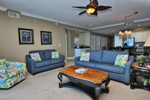 San Carlos 1001 By Youngs Suncoast