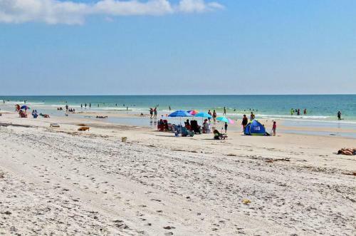 Seacrest By Youngs Suncoast
