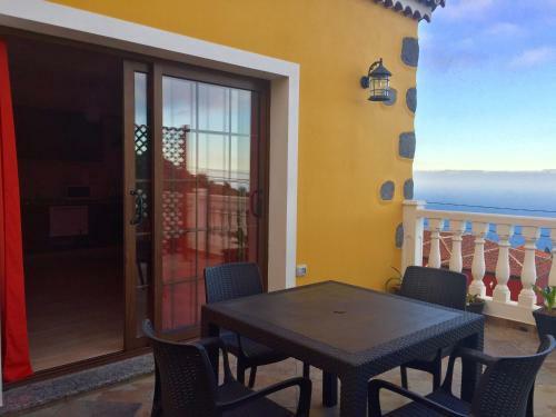 Costa Este House