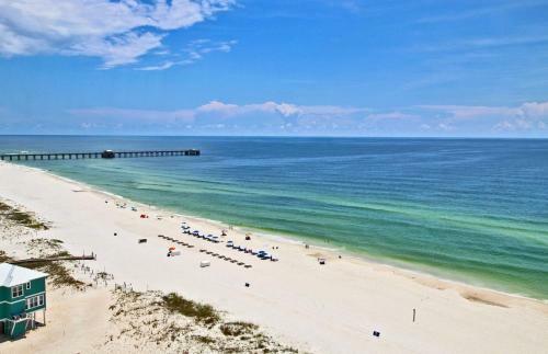 Colonnades 1202 By Youngs Suncoast