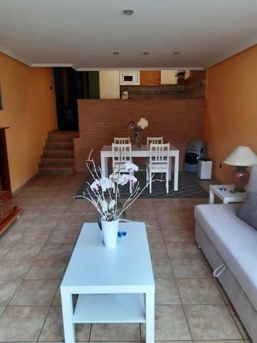 Apartamento Comodo Y Funcional Junto A Playa Y La Monta�a