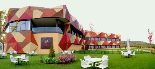 Hotel-bodega Fya By Carlos Bujanda Pi�rola