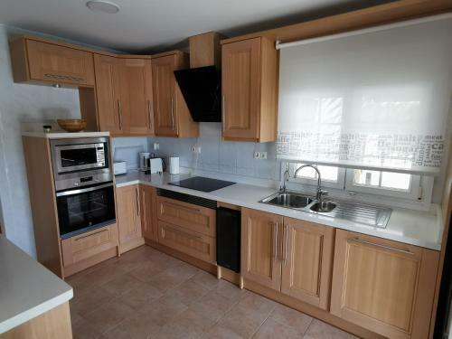 Villa de Lujo de 550 M2 Con Piscina Privada Y Barbacoa