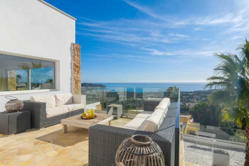 Villa Graham Holiday Rentals - La Palmera