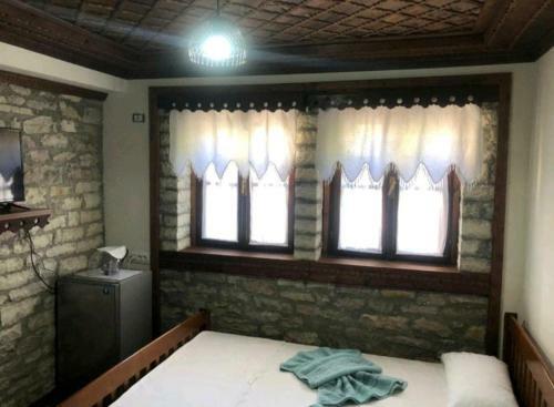 Hostal Miziriguest House