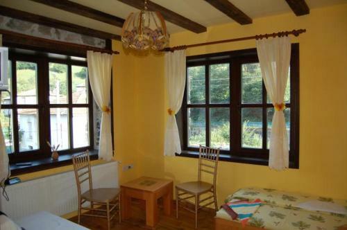 Hostal Guest House The Jolly House
