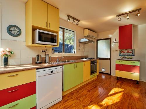 Backstreet Bach - Kaikoura Holiday Home