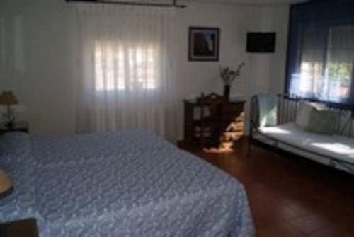 Casa Rural El Sauce. A 2,5 Km de Cuenca Capital