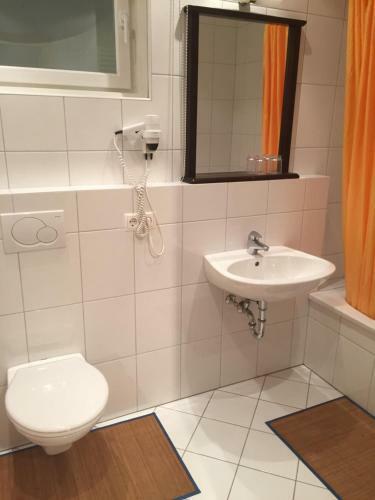 Hostal Pension Wieser "baschtlmai"