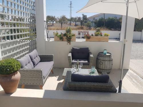 Immaculate 2-bed 2-bathroom Casa In Oria Almeria