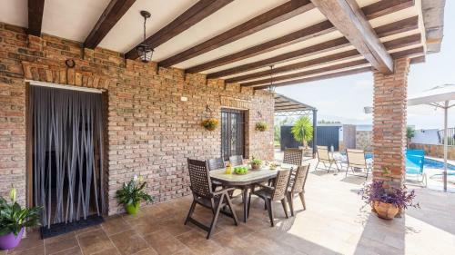 Finca Al-zayt�n �rgiva By Ruralidays