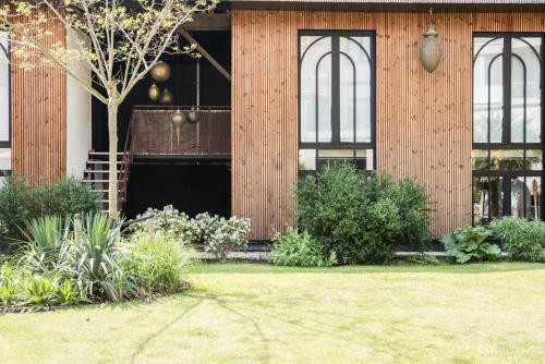 Bed & Breakfast Koto Garden Suites